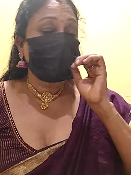 Snapshot of rekha_naier chatting on 2, 3, 2025 rekha naier online show from 2, 3, 2025