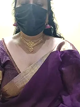 Snapshot of rekha_naier chatting on 2, 3, 2025 rekha naier online show from 2, 3, 2025
