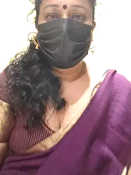 Snapshot of rekha_naier chatting on 5, 3, 2025 rekha naier online show from 5, 3, 2025