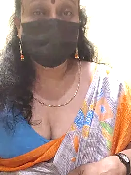 Snapshot of rekha_naier chatting on 8, 3, 2025 rekha naier online show from 8, 3, 2025