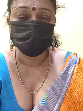 Snapshot of rekha_naier chatting on 9, 3, 2025 rekha naier online show from 9, 3, 2025