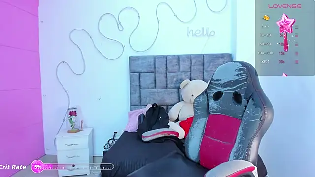 jisoo   online show from 14, 11, 2025