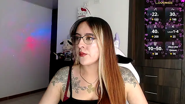 Snapshot of SarahXRusso chatting on 9, 12, 2024 SarahXRusso online show from 9, 12, 2024