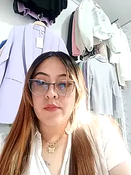 Snapshot of SarahXRusso chatting on 28, 1, 2025 SarahXRusso online show from 28, 1, 2025