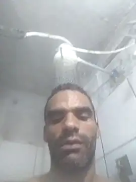 Alissonrafael online show from 15, 7, 2026