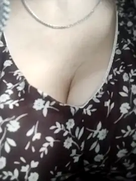 Snapshot of Lorrain_Dorrie chatting on 3, 3, 2025 Lorrain Dorrie online show from 3, 3, 2025