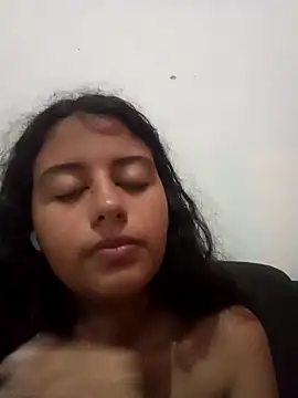 Snapshot of Babydol18_ chatting on 27, 12, 2024 Babydol18 online show from 27, 12, 2024