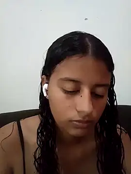 Snapshot of Babydol18_ chatting on 29, 12, 2024 Babydol18 online show from 29, 12, 2024