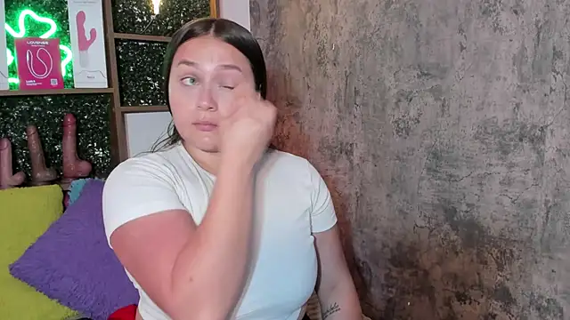 cherry coper online show from 14, 10, 2025