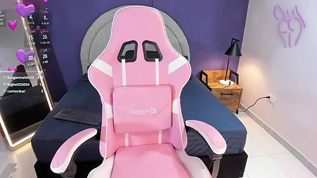 Mady collins  online show from 31, 1, 2025