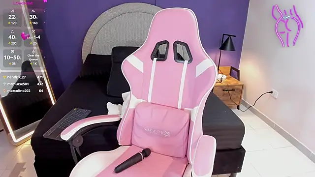 Mady collins  online show from 5, 2, 2025