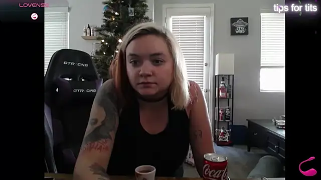 tayweird online show from 18, 12, 2024