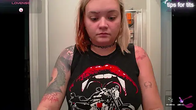 tayweird online show from 9, 1, 2025