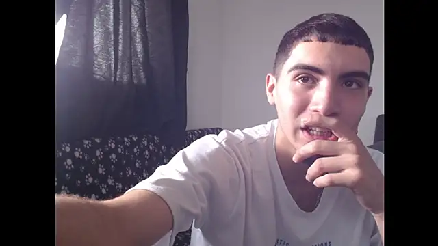 AndriuHot066 online show from 14, 12, 2024