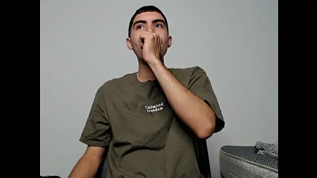 AndriuHot066 online show from 21, 12, 2024