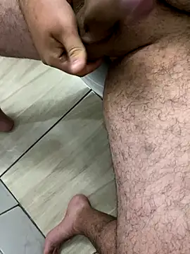 Snapshot of FabioF698 chatting on 13, 11, 2025 FabioF698 online show from 13, 11, 2025