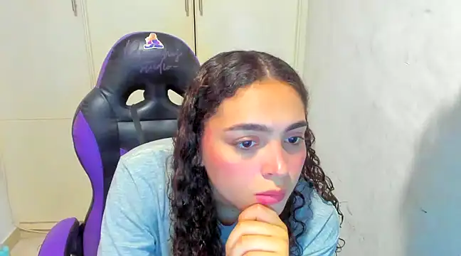 Snapshot of Lily_anal_squirt_ chatting on 28, 12, 2024 Lily anal squirt online show from 28, 12, 2024