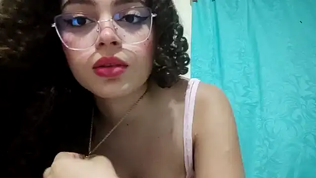 Snapshot of Lily_anal_squirt_ chatting on 14, 1, 2025 Lily anal squirt online show from 14, 1, 2025