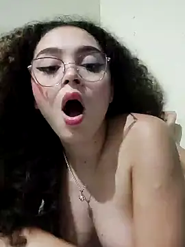 Snapshot of Lily_anal_squirt_ chatting on 16, 1, 2025 Lily anal squirt online show from 16, 1, 2025