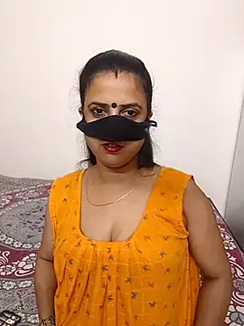 Snapshot of Cute-manisha chatting on 3, 4, 2026 Cute-manisha online show from 3, 4, 2026