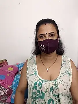 Snapshot of Cute-manisha chatting on 9, 4, 2026 Cute-manisha online show from 9, 4, 2026