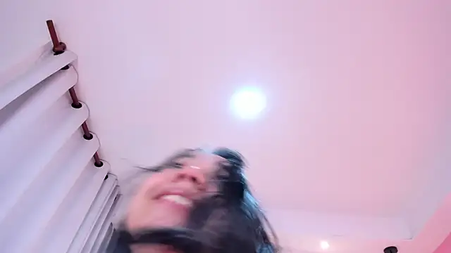 Snapshot of sophiawhite__ chatting on 26, 2, 2025 sophiawhite online show from 26, 2, 2025