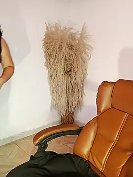 Aiunii1 online show from 12, 11, 2025