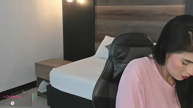 Snapshot of stephanya_ chatting on 11, 3, 2026 stephanya online show from 11, 3, 2026