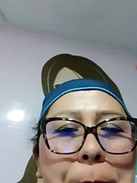 Darly Gomez online show from 4, 1, 2025