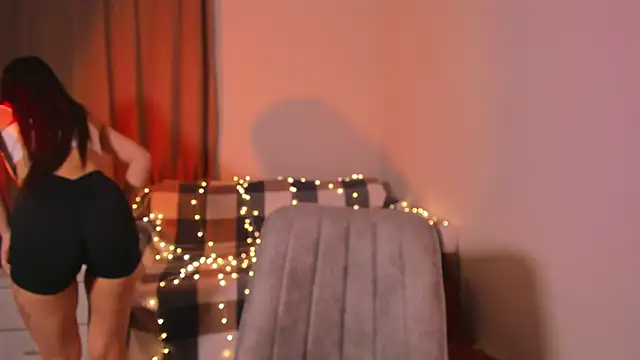 Snapshot of Mishel_Blessing chatting on 30, 12, 2024 Mishel Blessing online show from 30, 12, 2024