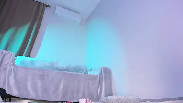 Snapshot of Mishel_Blessing chatting on 10, 2, 2025 Mishel Blessing online show from 10, 2, 2025