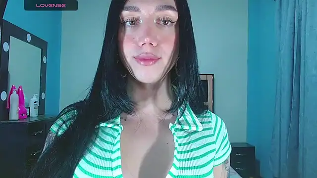 Snapshot of karla_zambrano chatting on 3, 5, 2026 karla zambrano online show from 3, 5, 2026