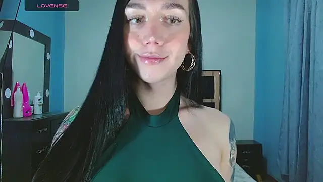 Snapshot of karla_zambrano chatting on 6, 5, 2026 karla zambrano online show from 6, 5, 2026