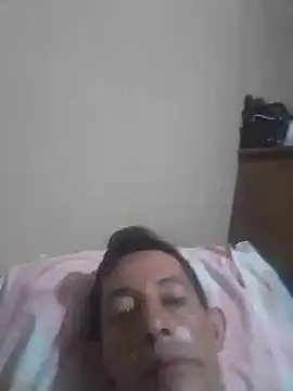 Pirata090586 online show from 15, 11, 2025