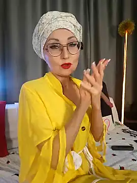Snapshot of Milforja chatting on 22, 4, 2026 Milforja online show from 22, 4, 2026