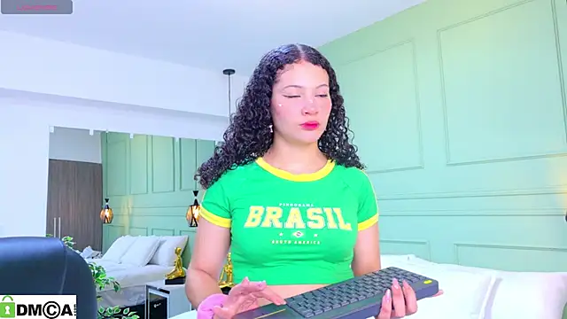 SHARONN     online show from 1, 5, 2026