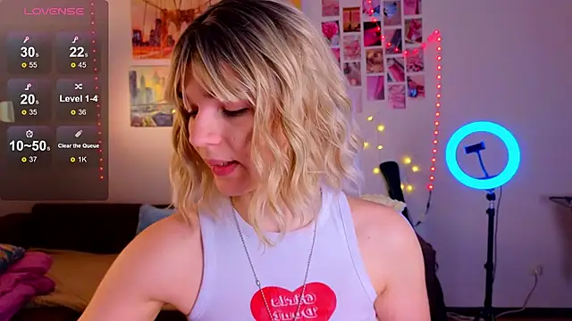 Snapshot of Erica_winterrr chatting on 26, 1, 2025 Erica winterrr online show from 26, 1, 2025