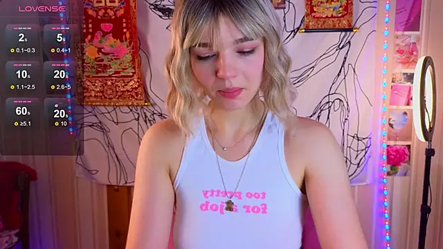 Snapshot of Erica_winterrr chatting on 22, 3, 2025 Erica winterrr online show from 22, 3, 2025