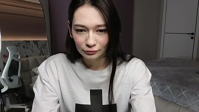Misty Rose online show from 16, 3, 2025