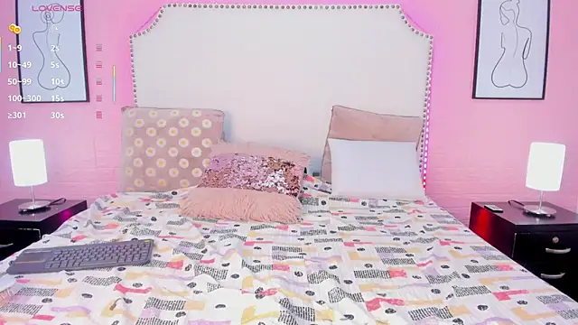 aggy castel online show from 15, 12, 2025