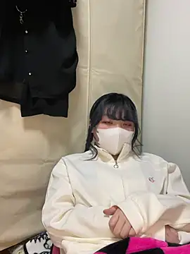 YUNA-yuna online show from 25, 1, 2025