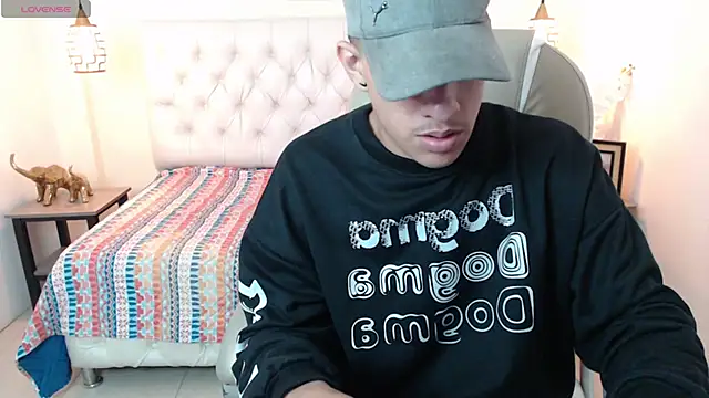 Jheidertwink online show from 20, 12, 2024