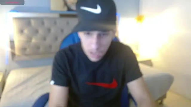 Jheidertwink online show from 25, 1, 2025