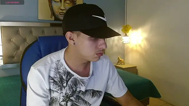 Jheidertwink online show from 31, 1, 2025