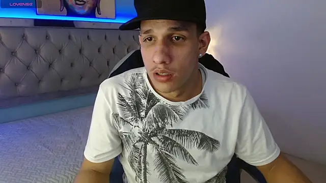 Jheidertwink online show from 15, 2, 2025