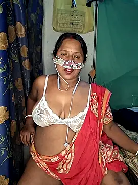 Snapshot of Real_Desi_Couple chatting on 8, 7, 2026 Real Desi Couple online show from 8, 7, 2026