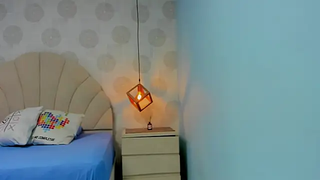 Snapshot of GIANNABONET chatting on 4, 2, 2025 GIANNABONET online show from 4, 2, 2025