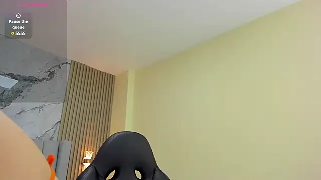 Snapshot of GIANNABONET chatting on 4, 3, 2025 GIANNABONET online show from 4, 3, 2025