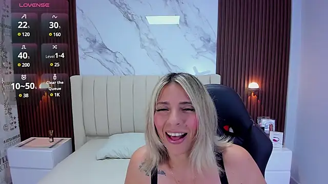 Snapshot of GIANNABONET chatting on 7, 3, 2025 GIANNABONET online show from 7, 3, 2025