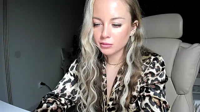 jennifer838 online show from 29, 4, 2026